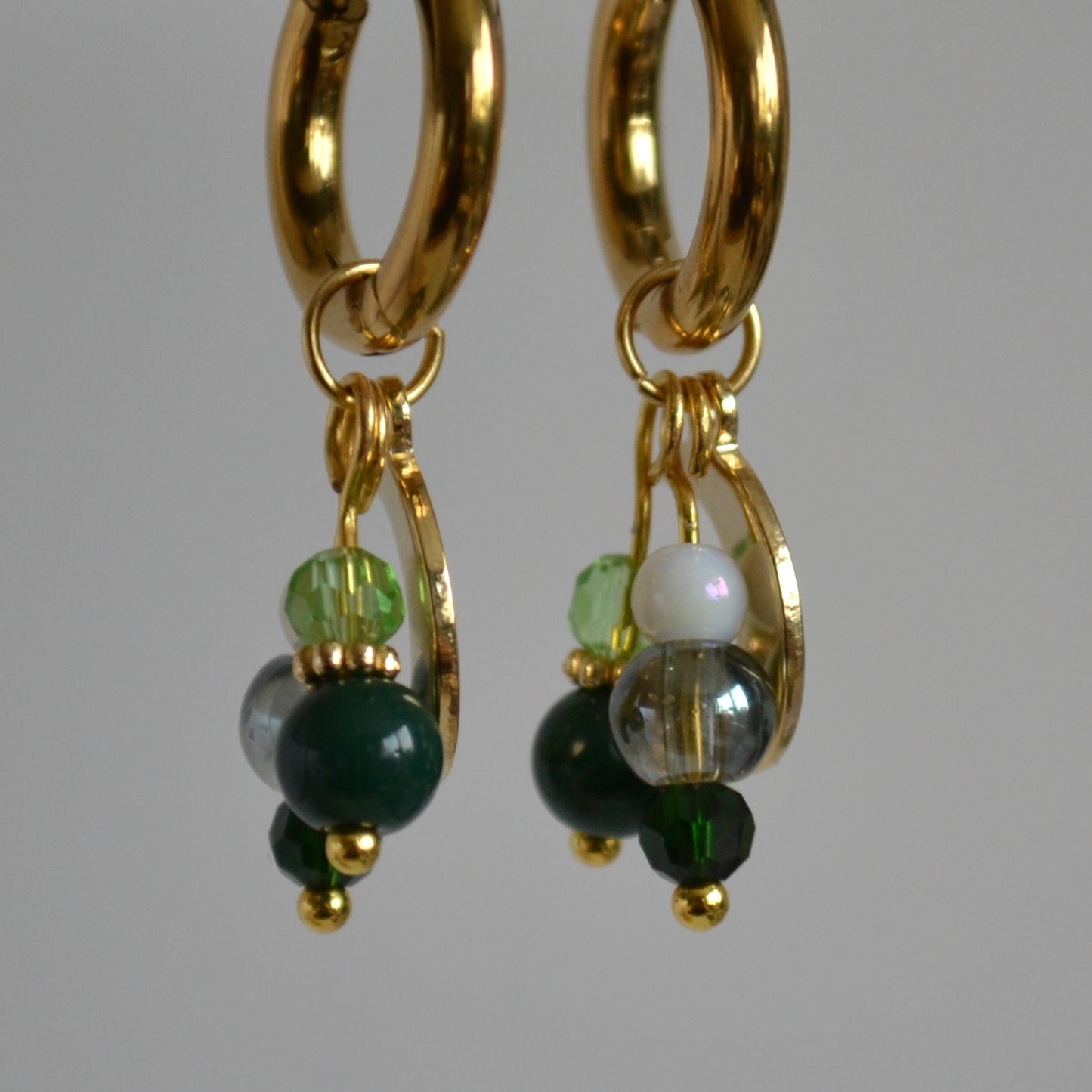 Oorbellen Celeste goudkleurig met kristalglas en parel hanger