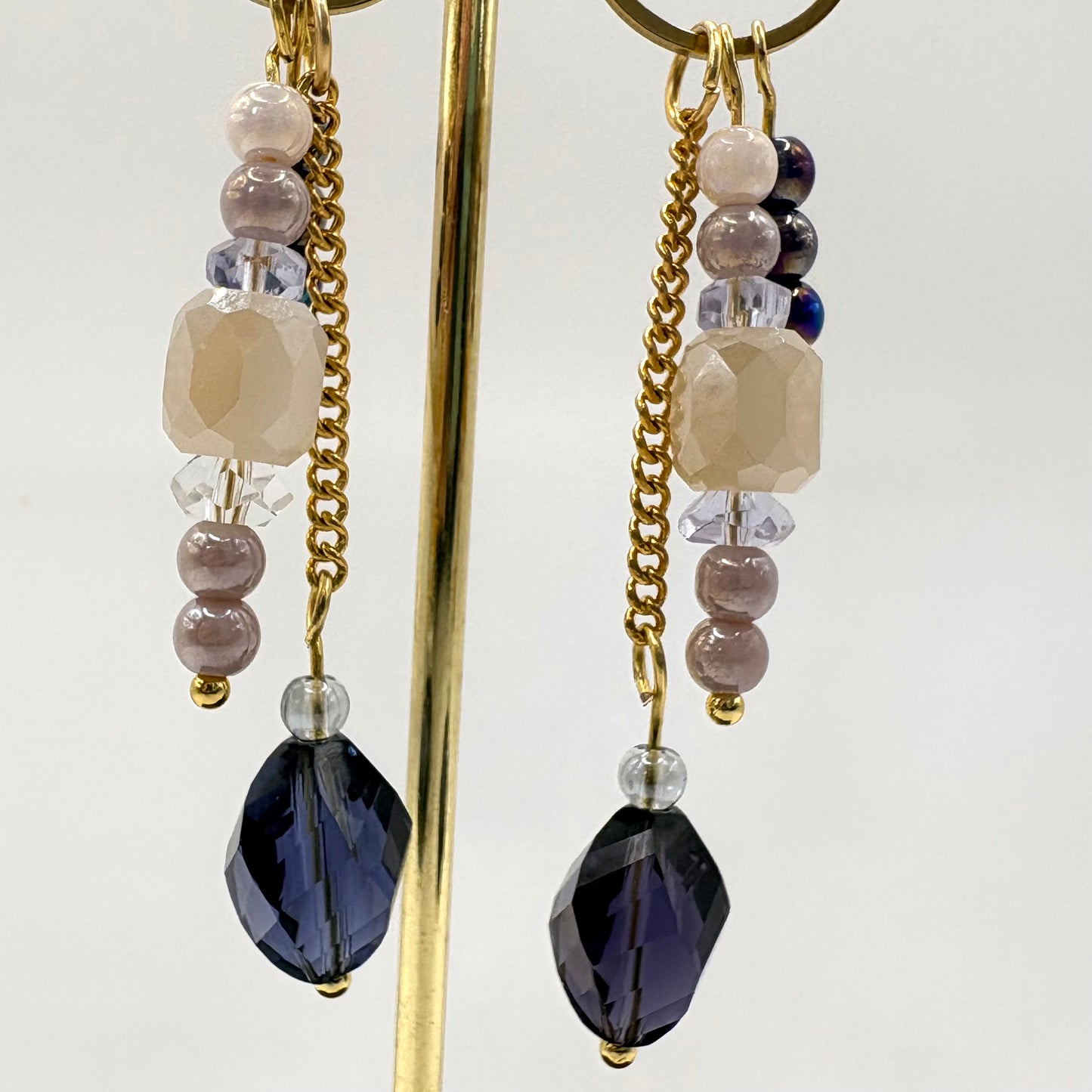 Midnight Porcelain – stainless steel lange oorbellen