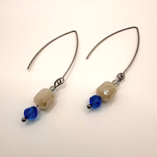 Quiet Contrast – stainless steel oorbellen